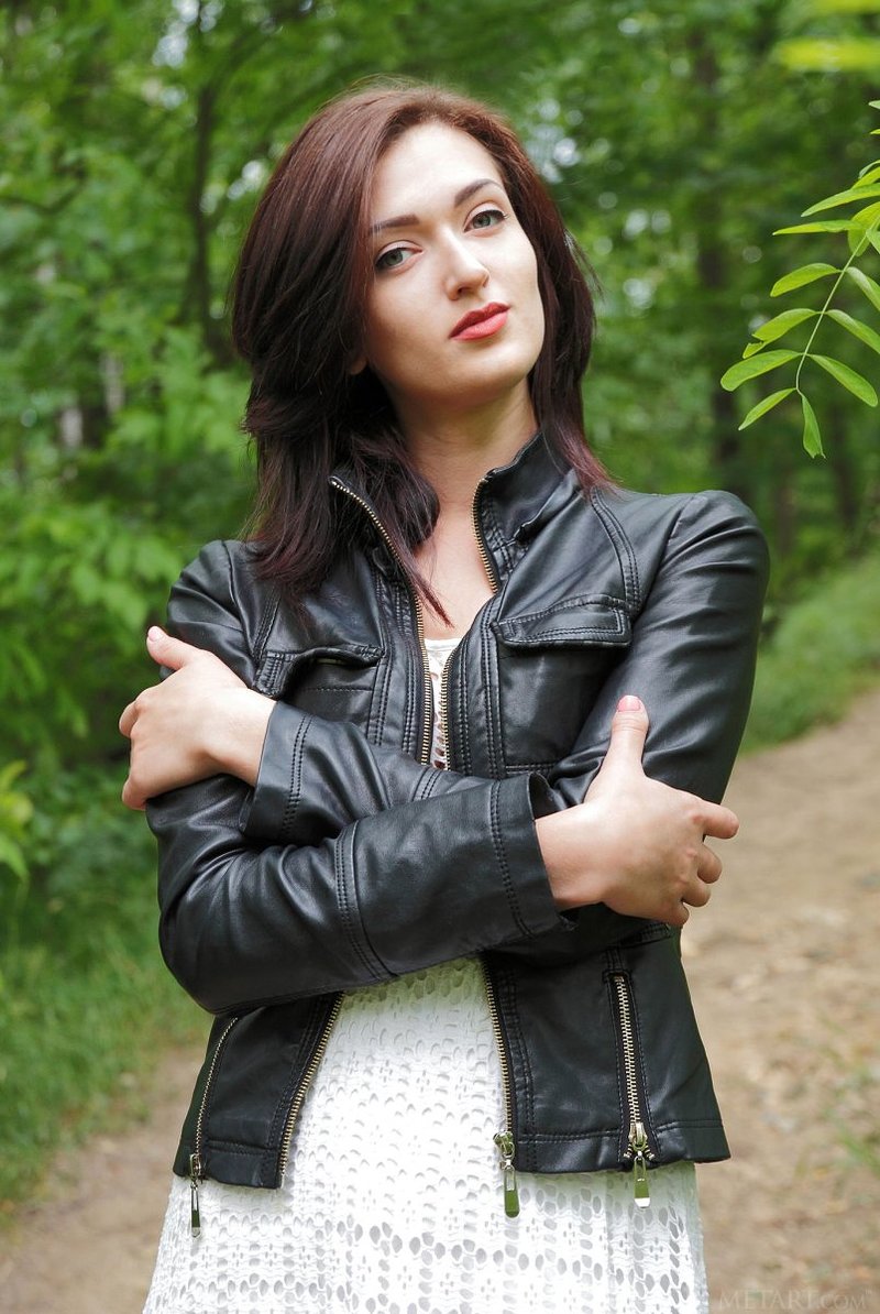 Любовка, 24